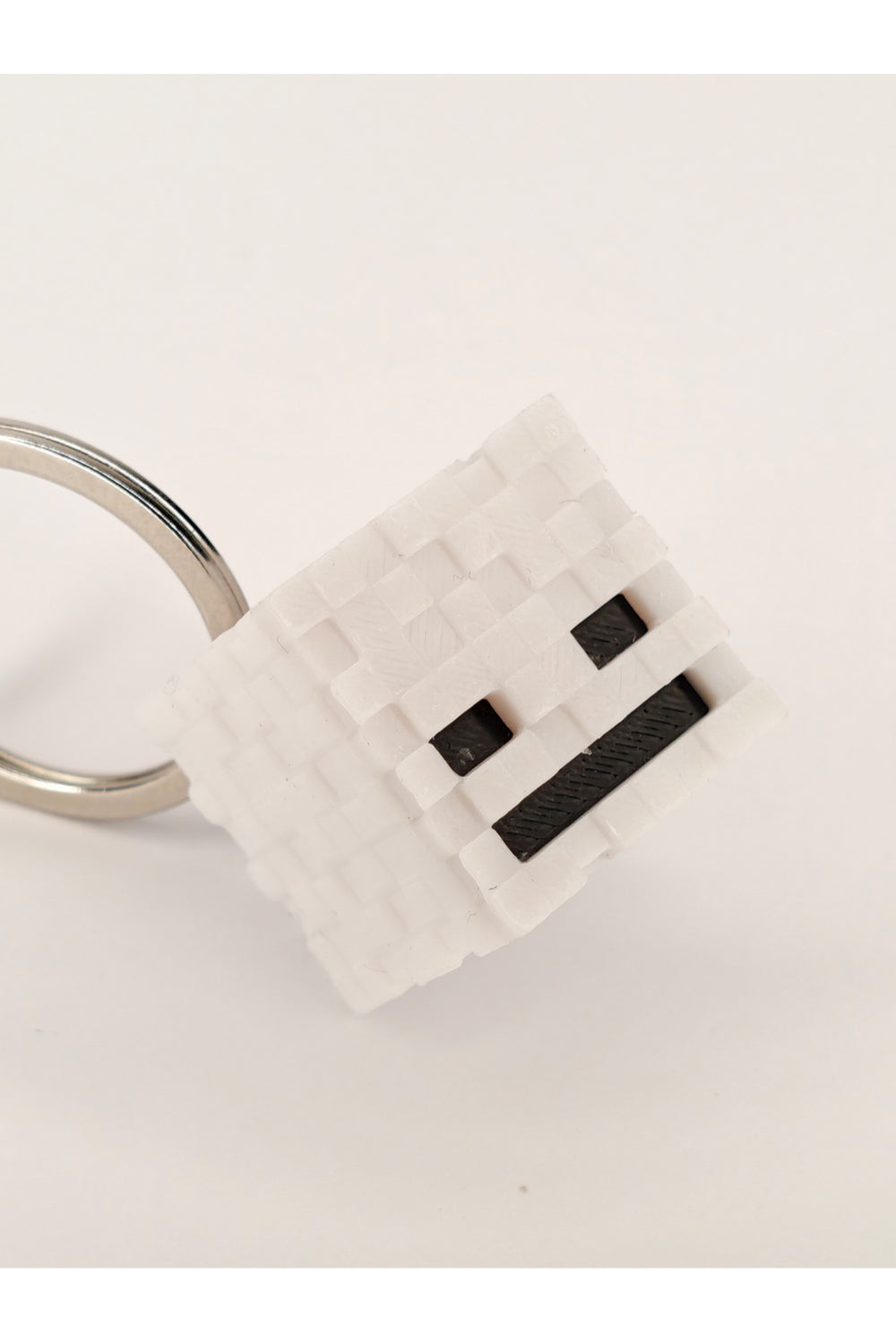 Minecraft Skeleton Anahtarlık – 3D Baskı İskelet Kafası Anahtarlık, Gamer Aksesuarı, Koleksiyonluk Oyun Karakteri Hediyesi