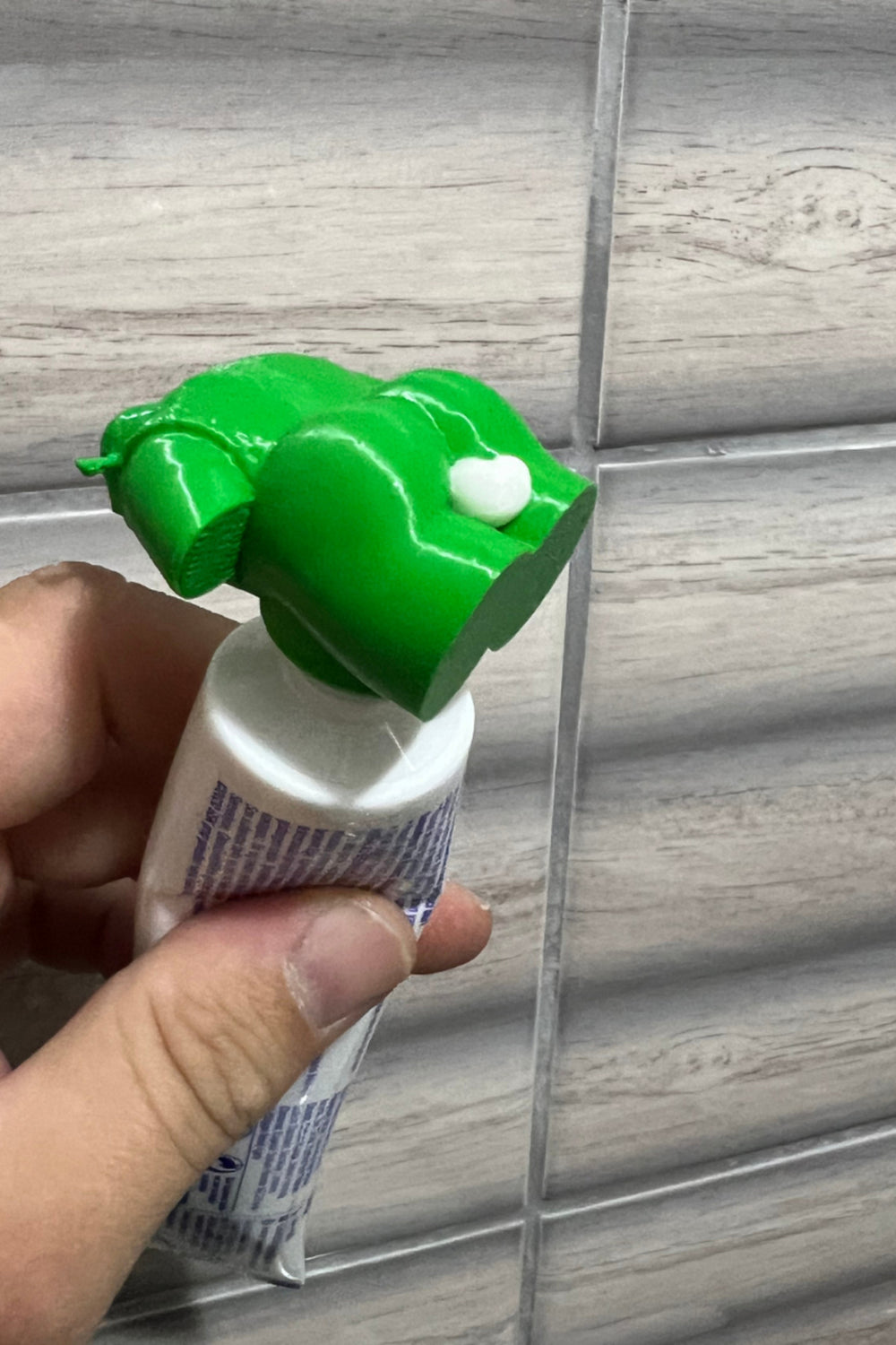 Shrek Diş Macunu Kapağı - Eğlenceli & Dekoratif Diş Macunu Başlığı