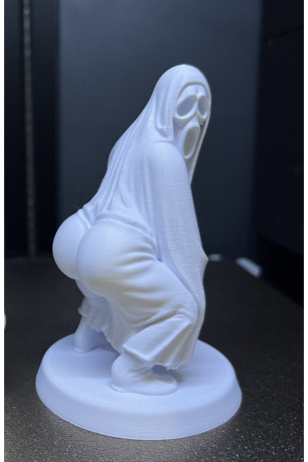 3D Masa - Kitaplık - Gamer Dekorasyonu Ghost Azrail Kitaplık Figürü 9 Cm